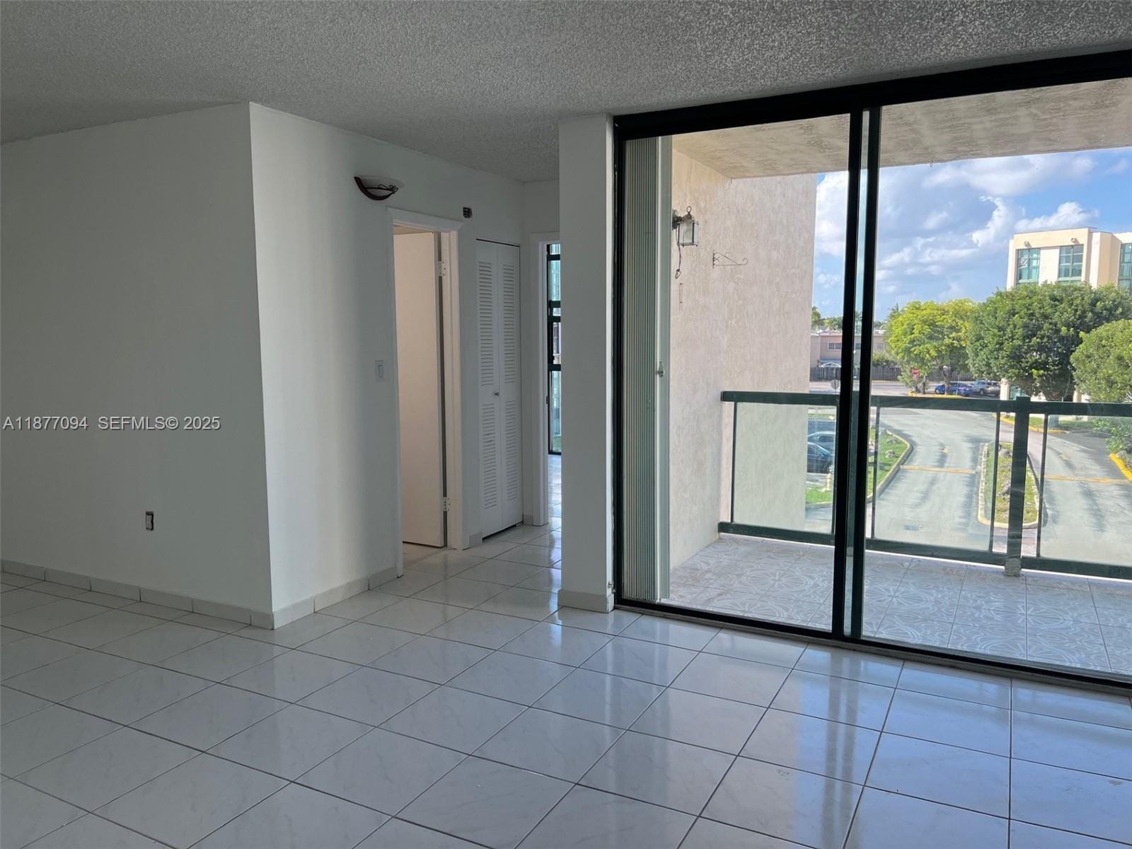 2055 SW 122nd Avenue 305 — photo 7
