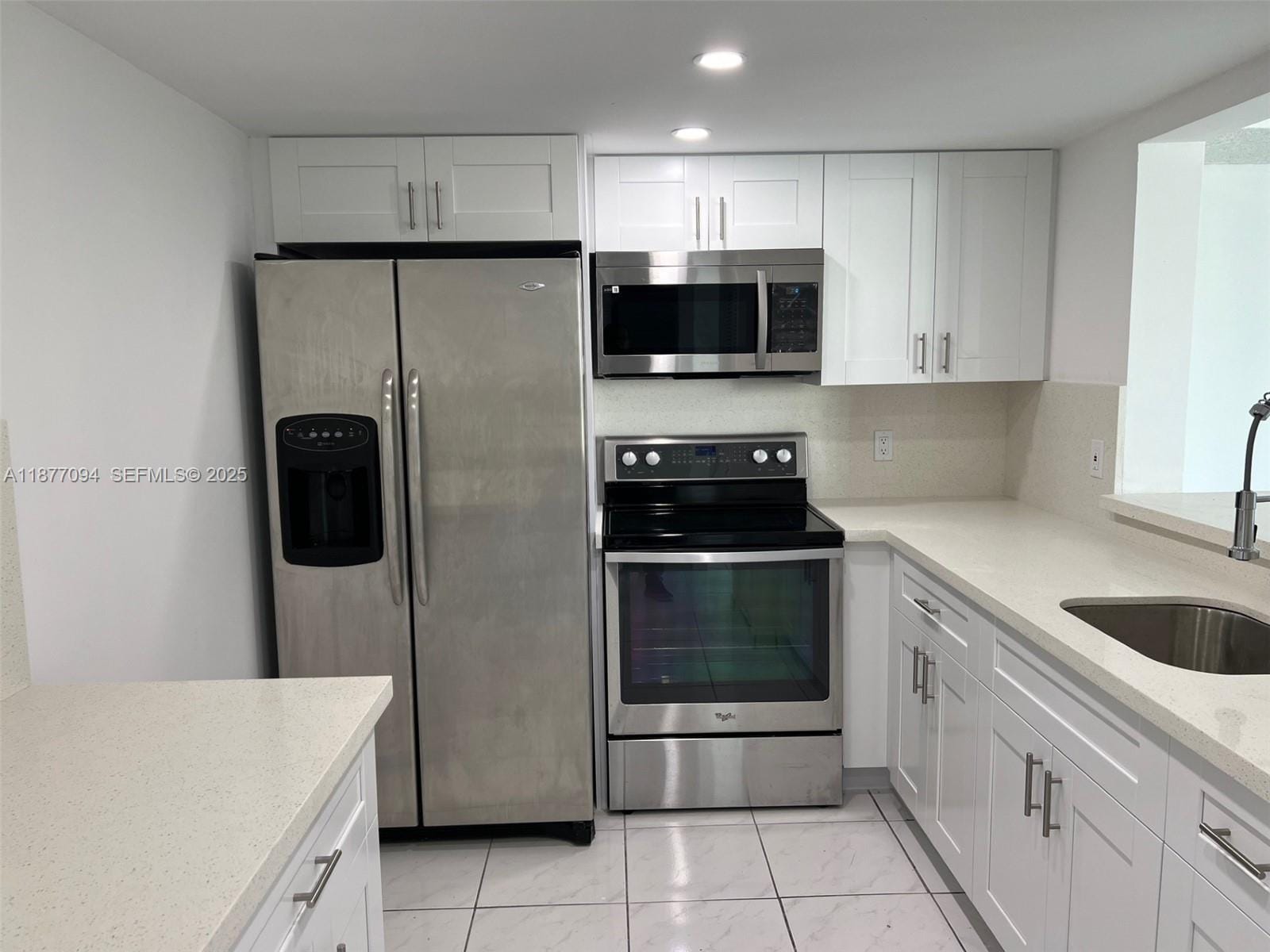 2055 SW 122nd Avenue 305 — photo 8