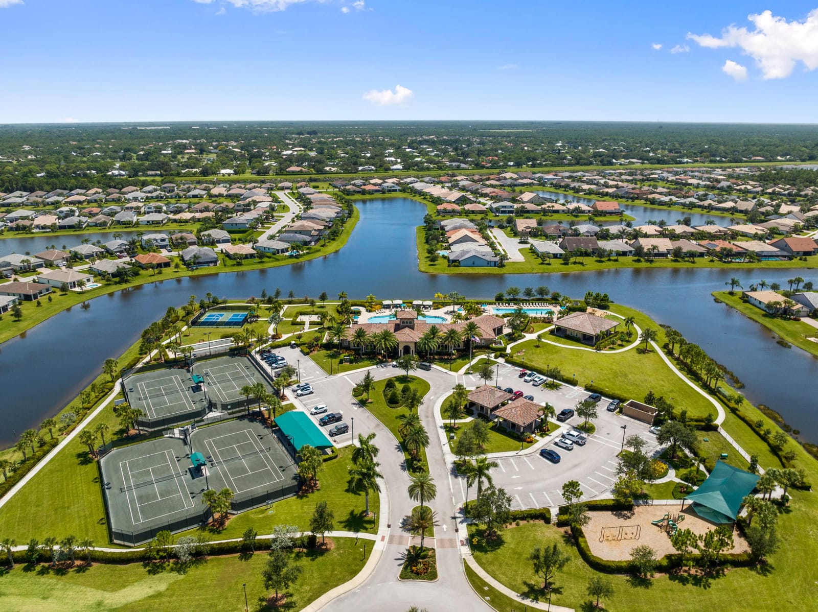 336 SE Courances Drive, Port St. Lucie, FL 34984 photo 4