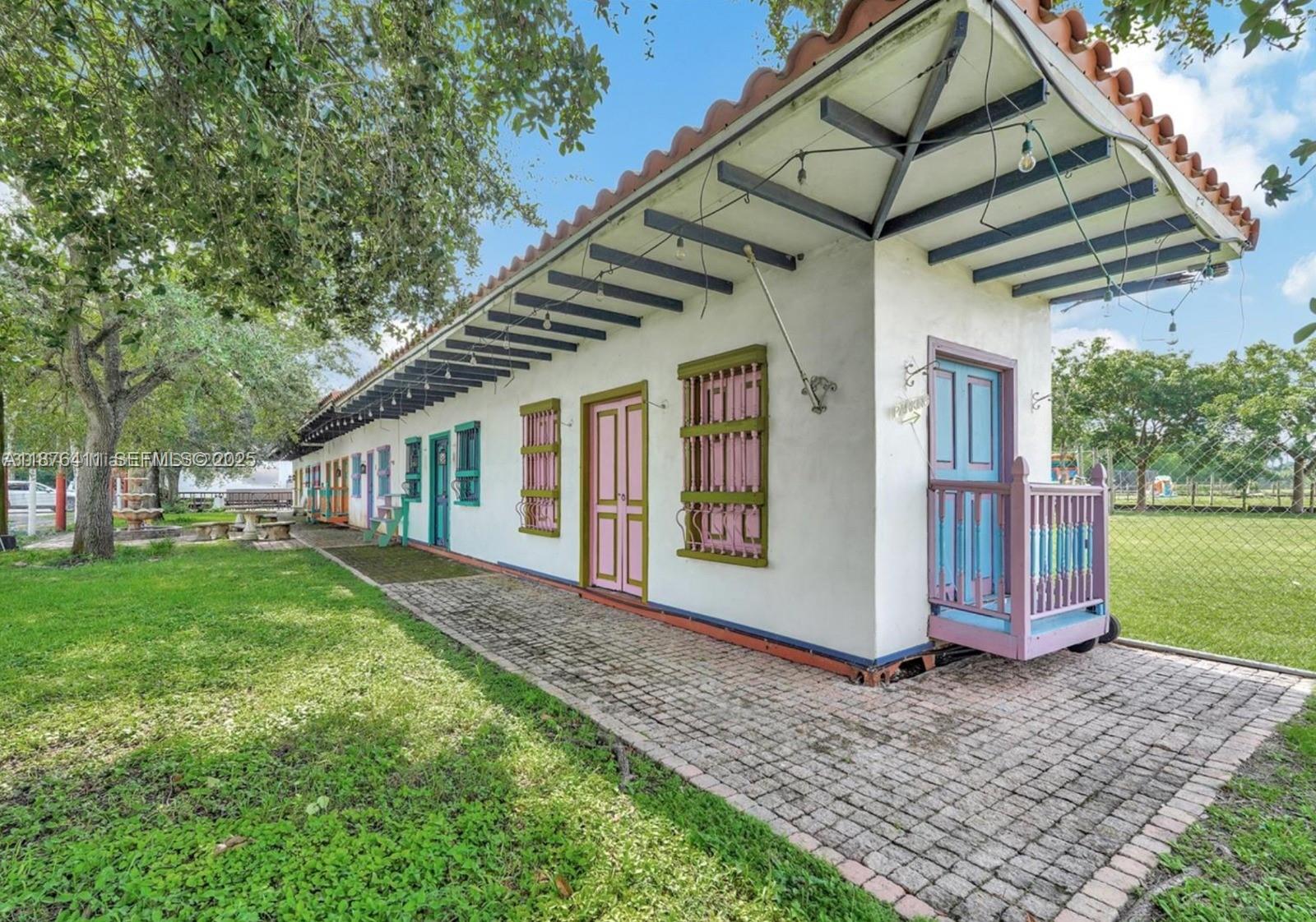 17480 SW 232nd Street, Miami, FL 33170 photo 17