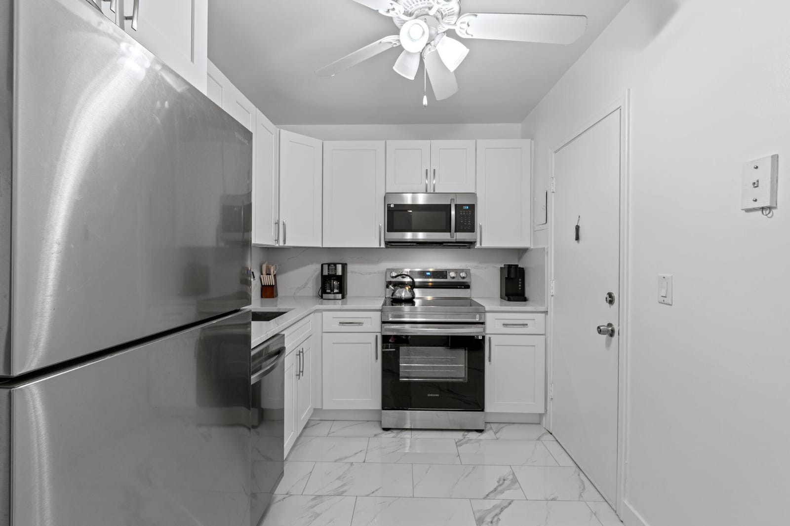 418 S Cypress Road 128 — photo 2