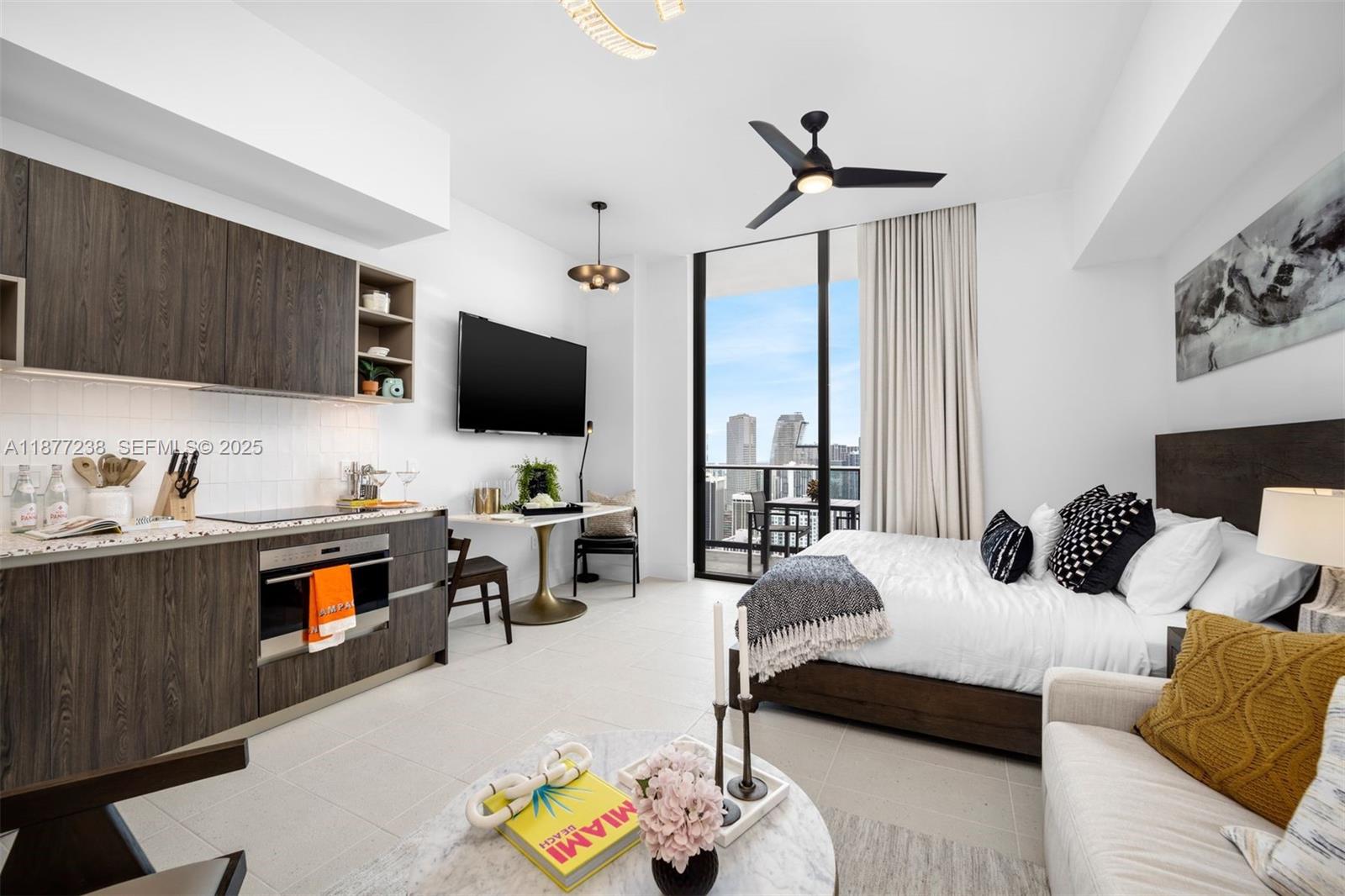 159 NE 6th Street 5112, Miami, FL 33132, Miami