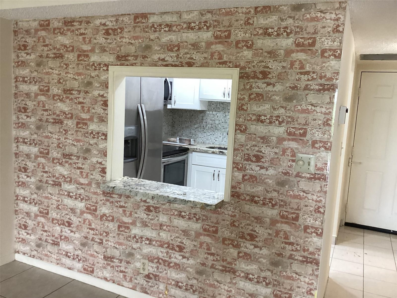 9235 SW 8th Street 509 — photo 3