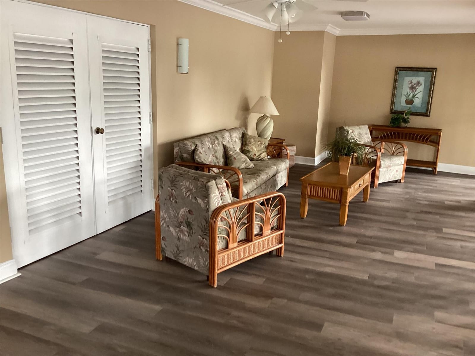 9235 SW 8th Street 509 — photo 8