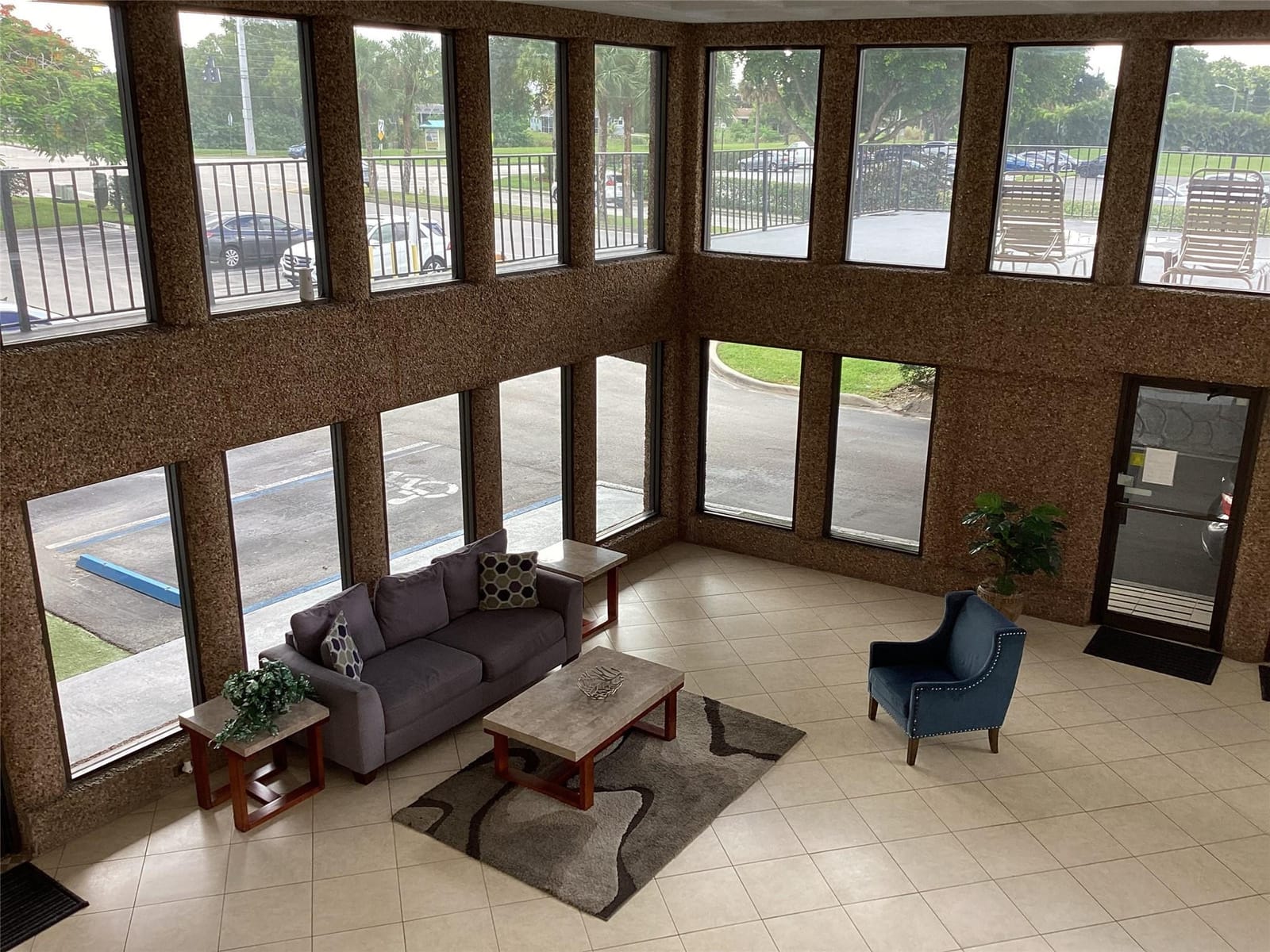 9235 SW 8th Street 509 — photo 9