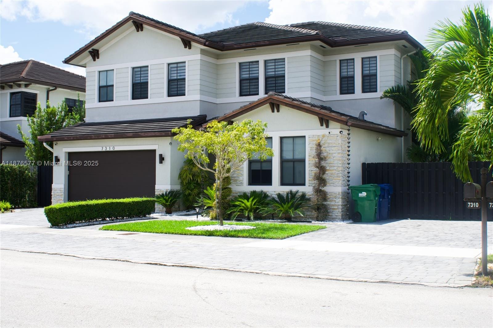 7310 SW 163rd Place — photo 2