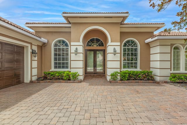 8813 Bally Bunion Road, sold in Spyglass At Pga Village, Port St Lucie, FL