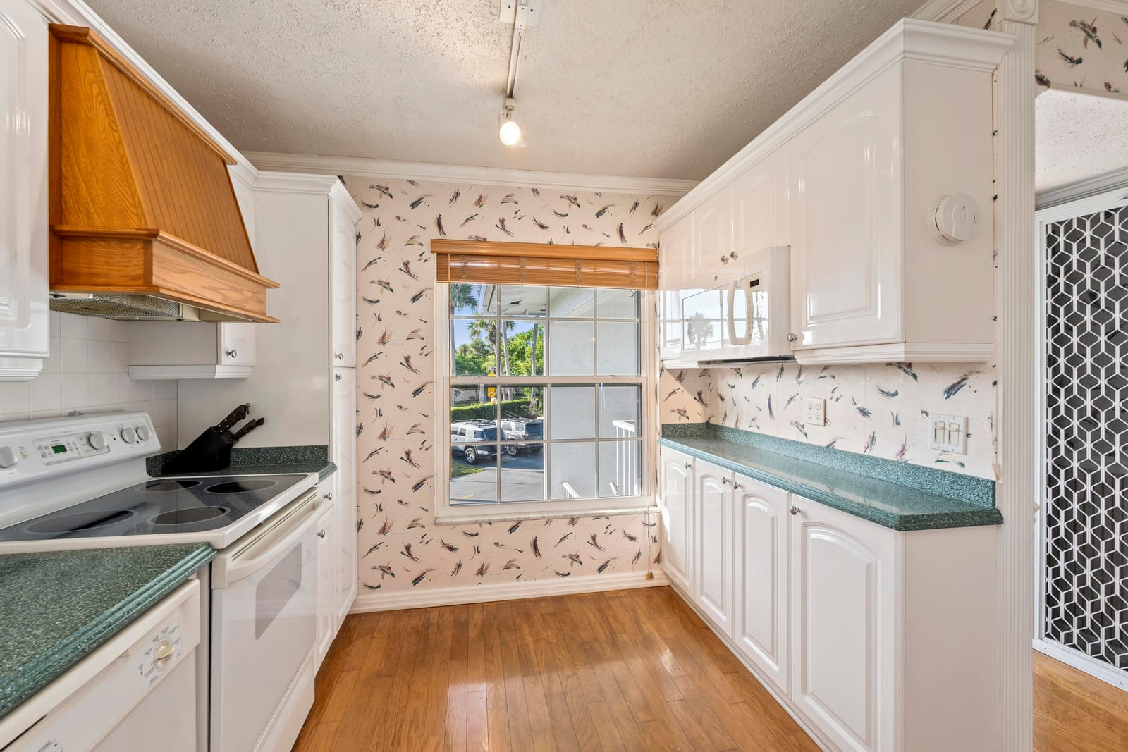 1862 SW Palm City Road 206 — photo 8
