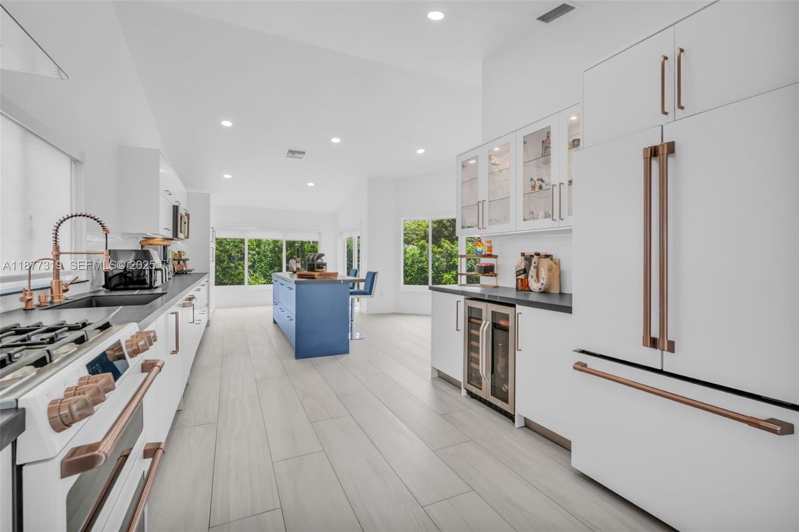 16173 SW 72nd Terrace — photo 3