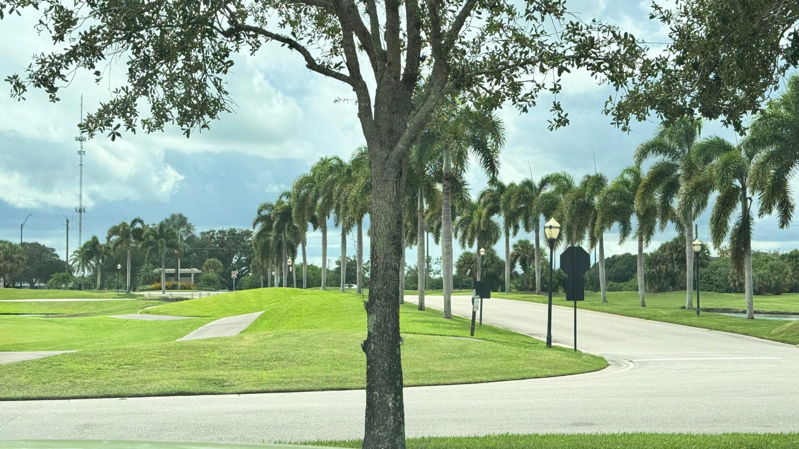 16 Plantation Drive 105, Vero Beach, FL 32966 photo 3