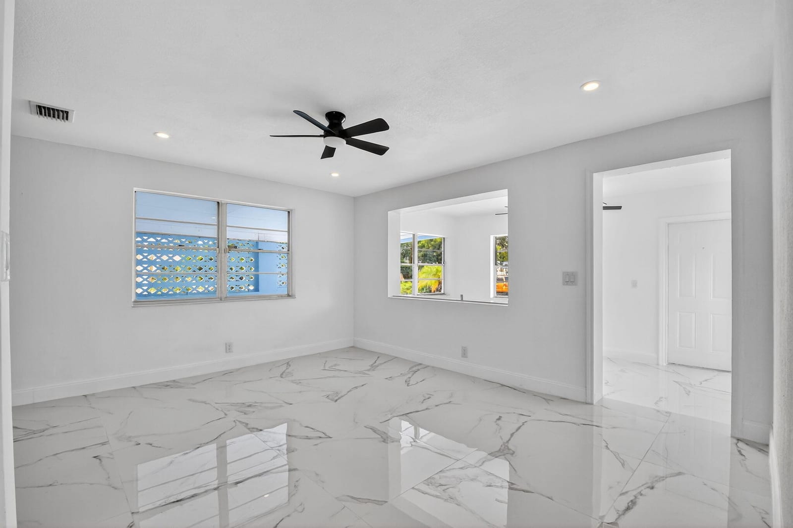 1249 W 7th Street, Riviera Beach, FL 33404 photo 3