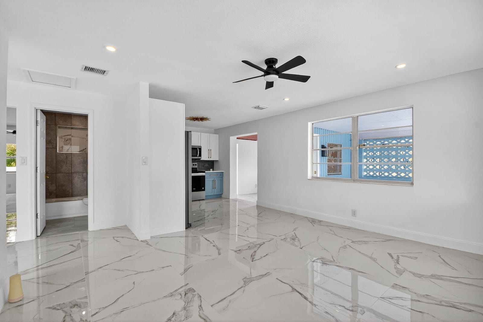 1249 W 7th Street, Riviera Beach, FL 33404 photo 7