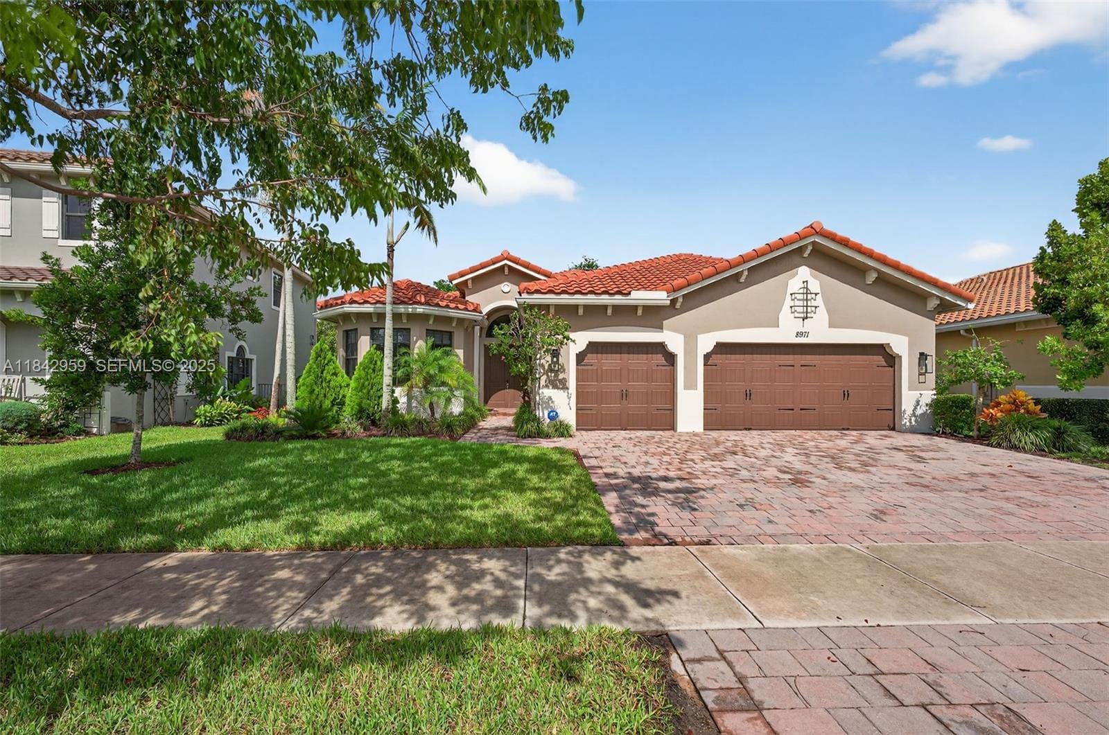 8971 Edgewater Bend, Parkland, FL 33076 photo 1