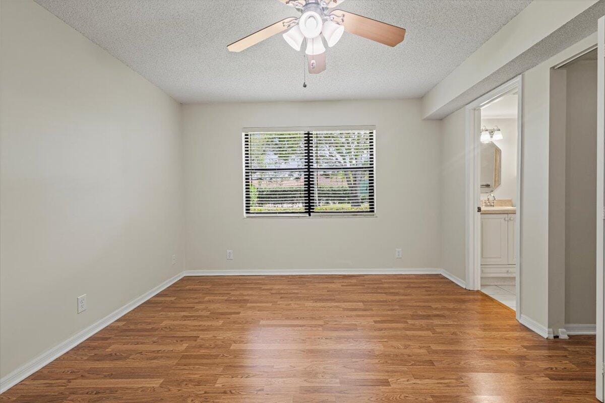 511 SW South River Drive 103, Stuart, FL 34997 photo 14
