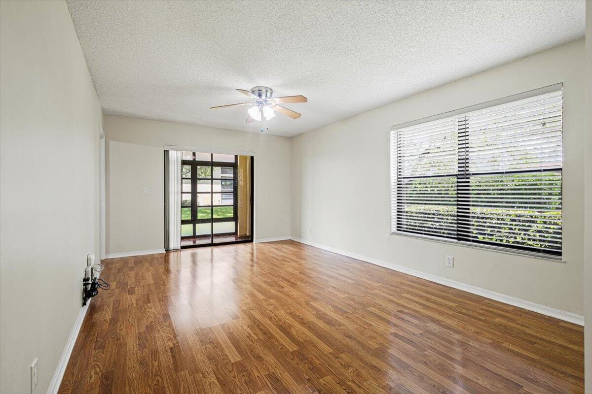 511 SW South River Drive 103, Stuart, FL 34997 photo 20