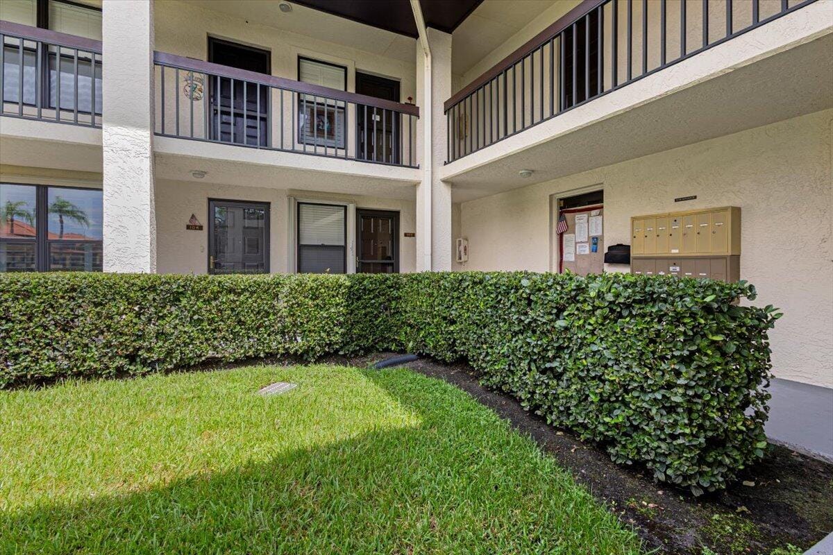 511 SW South River Drive 103, Stuart, FL 34997 photo 3