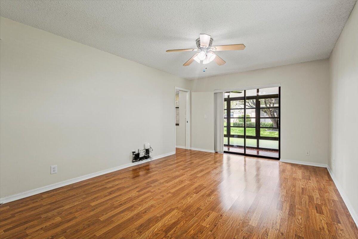 511 SW South River Drive 103, Stuart, FL 34997 photo 21