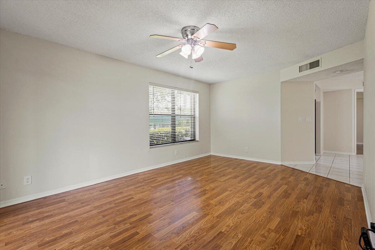511 SW South River Drive 103, Stuart, FL 34997 photo 23