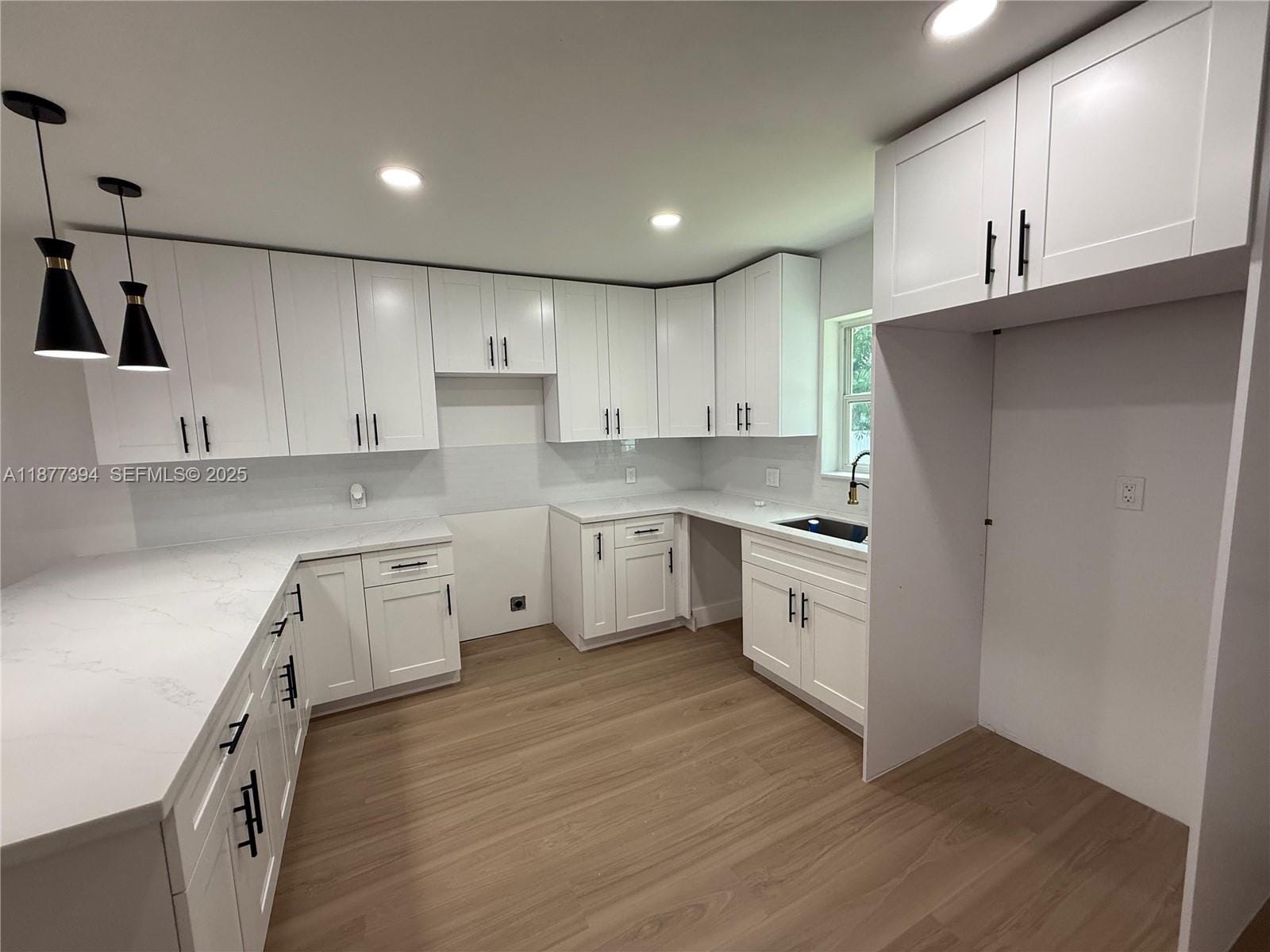 427 NW 82nd Terrace, Miami, FL 33150 photo 9