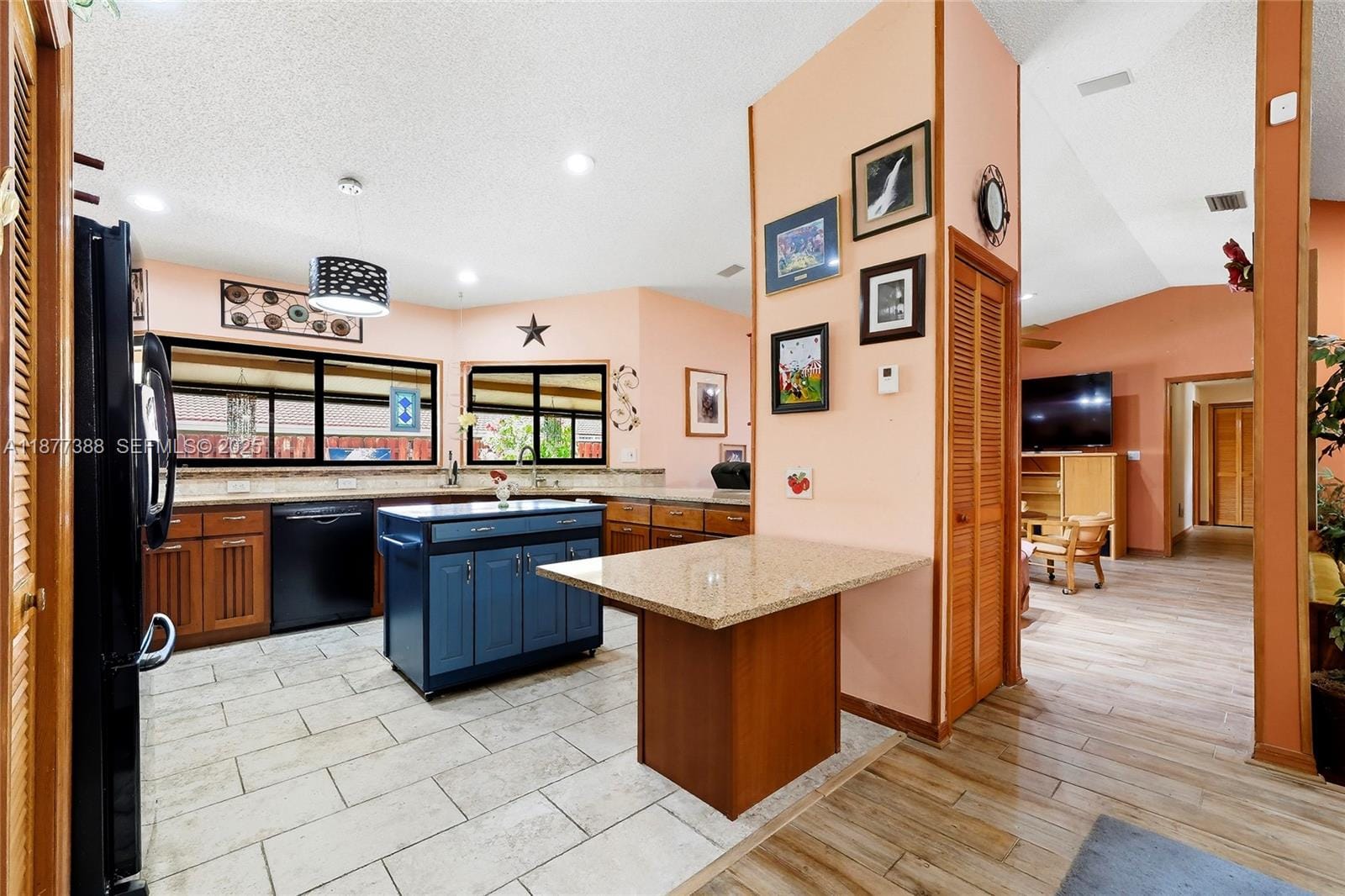 8151 SW 90th Avenue — photo 8