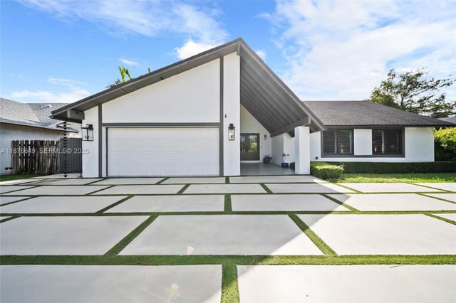 10245 SW 131st Court, sold in First Addn To Calusa Club, Miami, FL