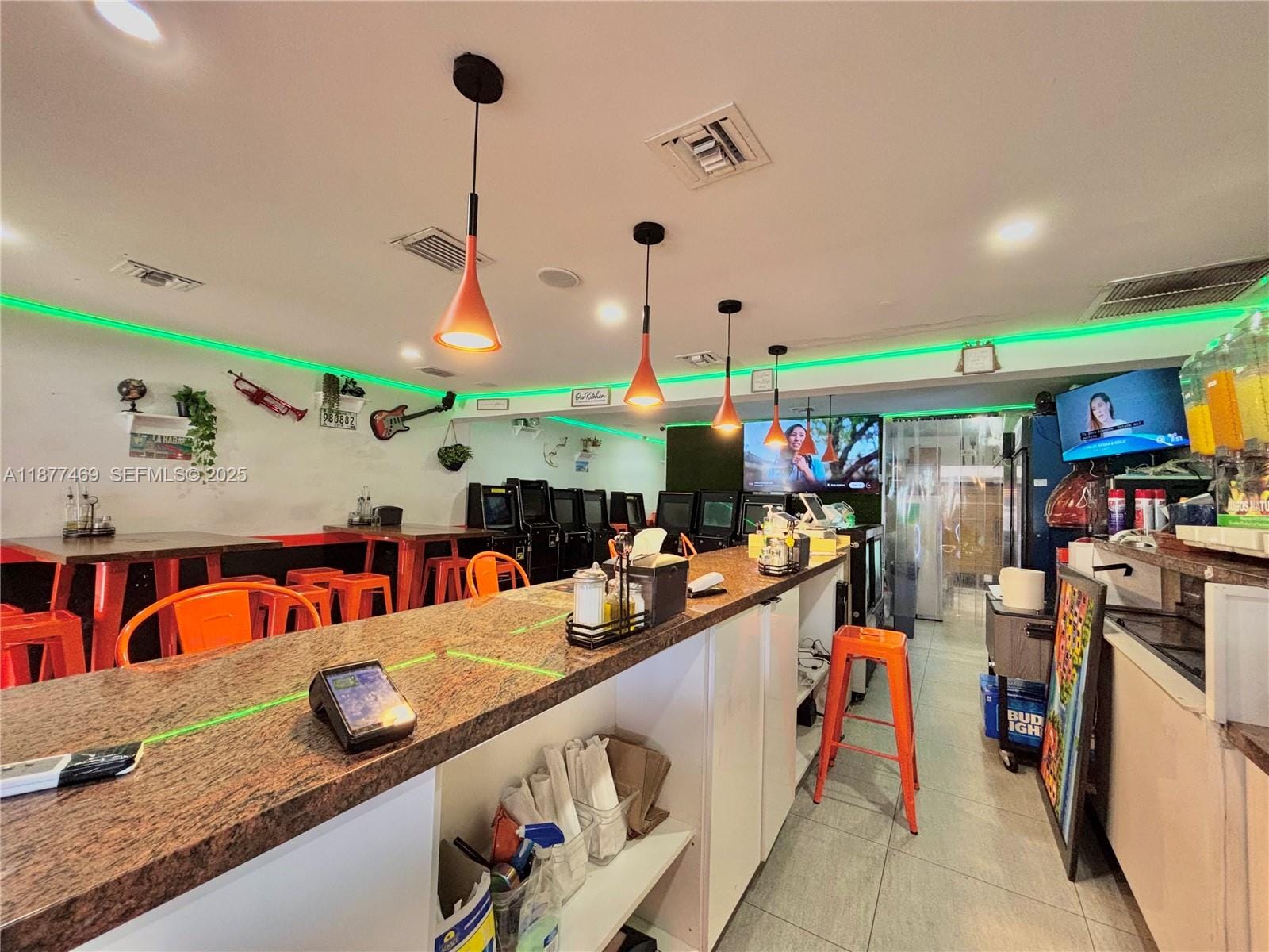 Cafeteria / Bar For Sale By The Palmetto — photo 6