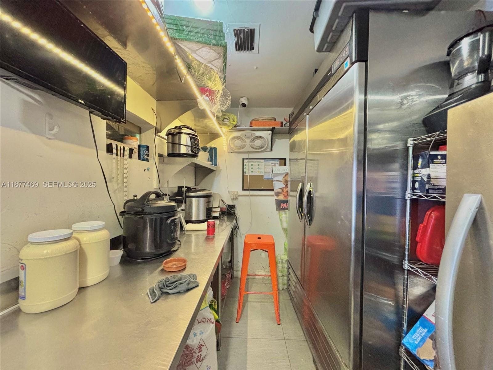 Cafeteria / Bar For Sale By The Palmetto — photo 7