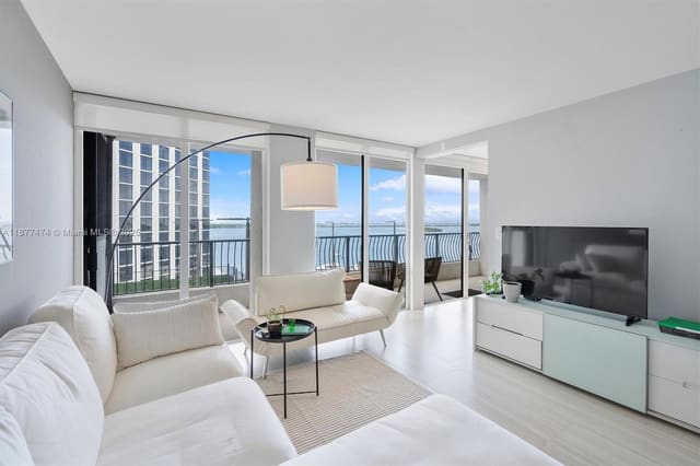 555 NE 15th Street 11D, Miami, FL 33132