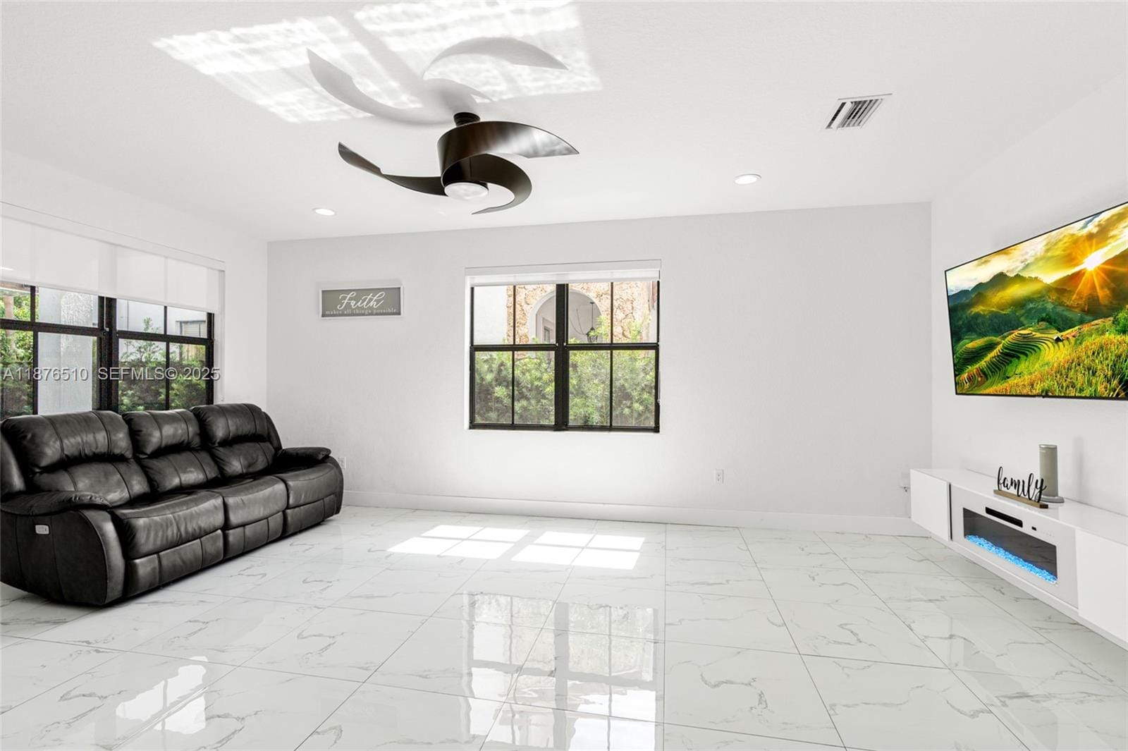 9923 NW 10th Terrace, Miami, FL 33172 photo 17