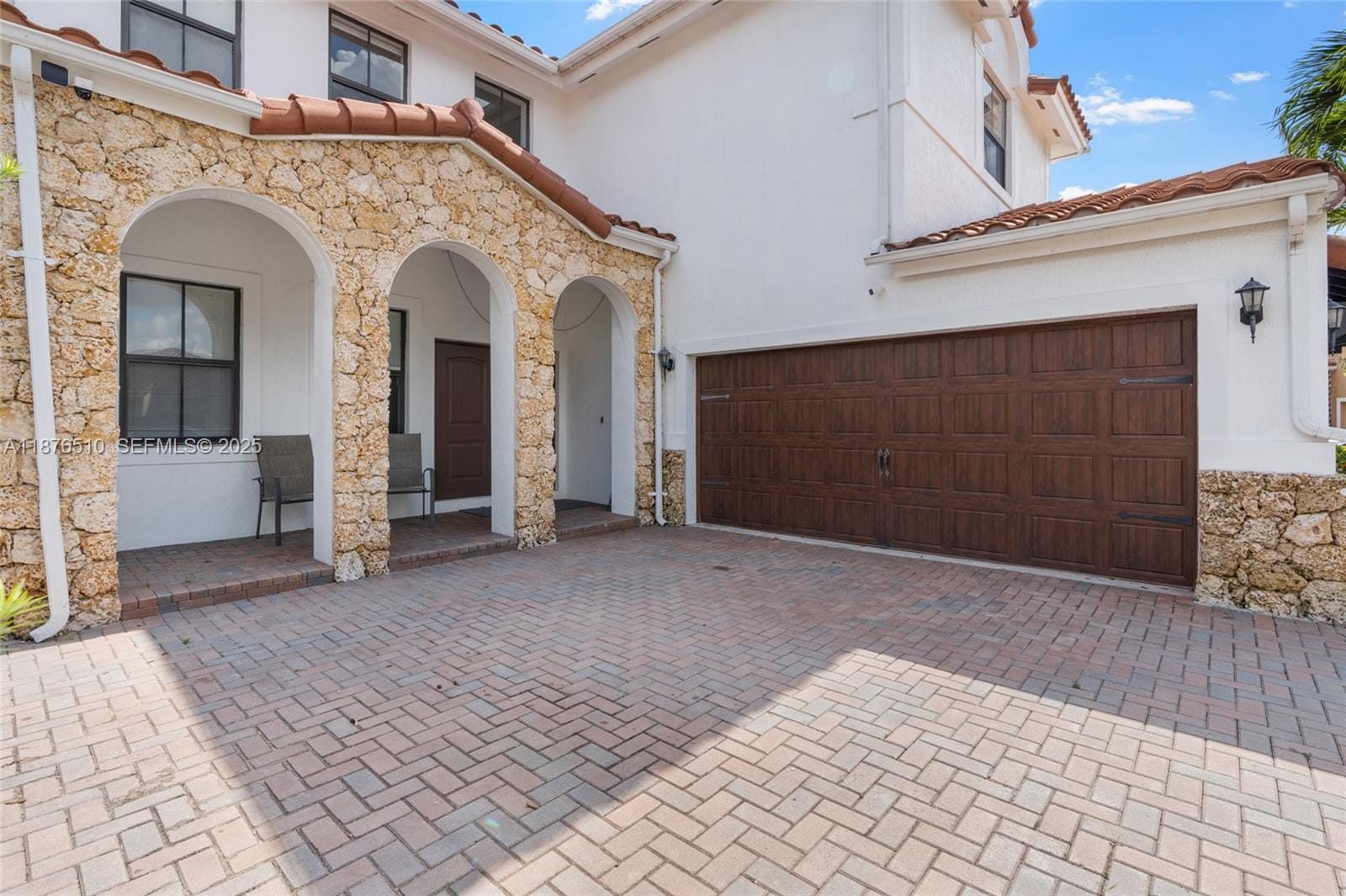 9923 NW 10th Terrace — photo 3