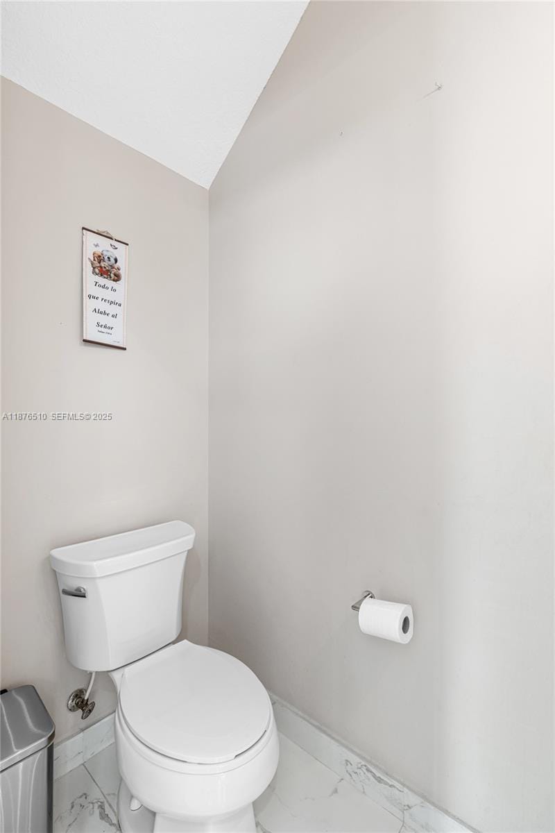 9923 NW 10th Terrace, Miami, FL 33172 photo 21