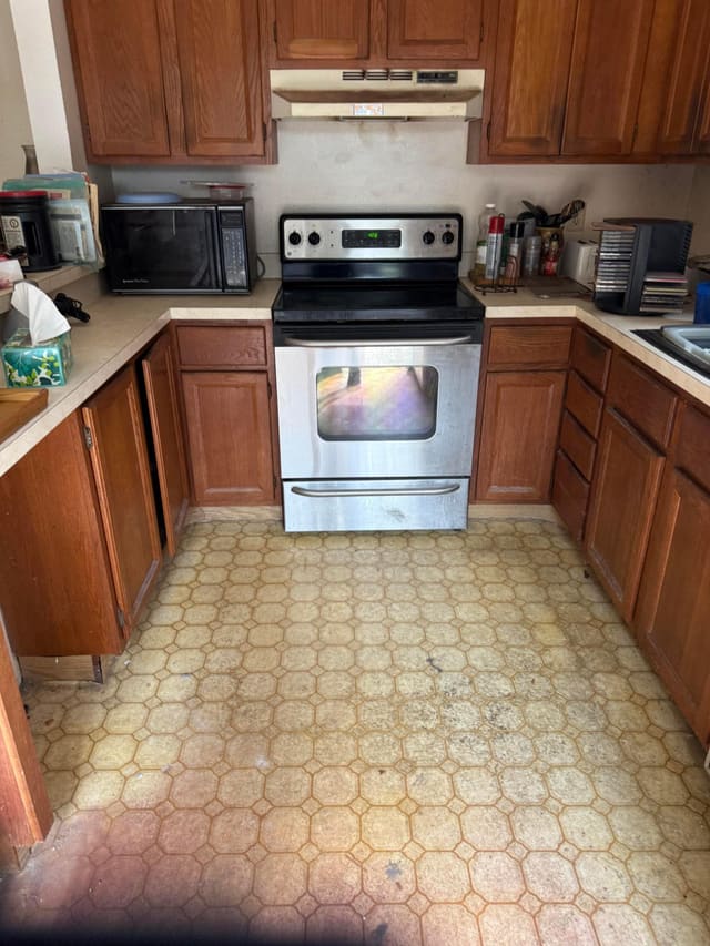 1458 N Lawnwood Circle 26b, sold in Lawnwood Addition, Fort Pierce, FL