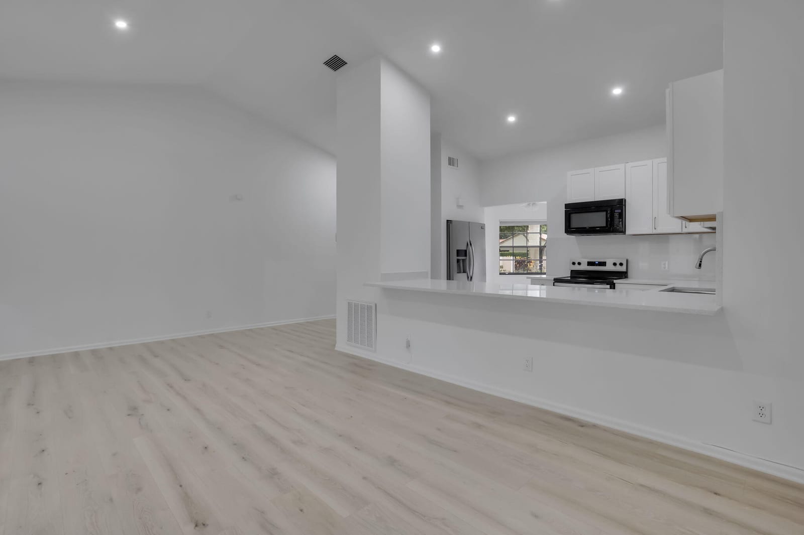 5958 Parkwalk Circle W, Boynton Beach, FL 33472 photo 7