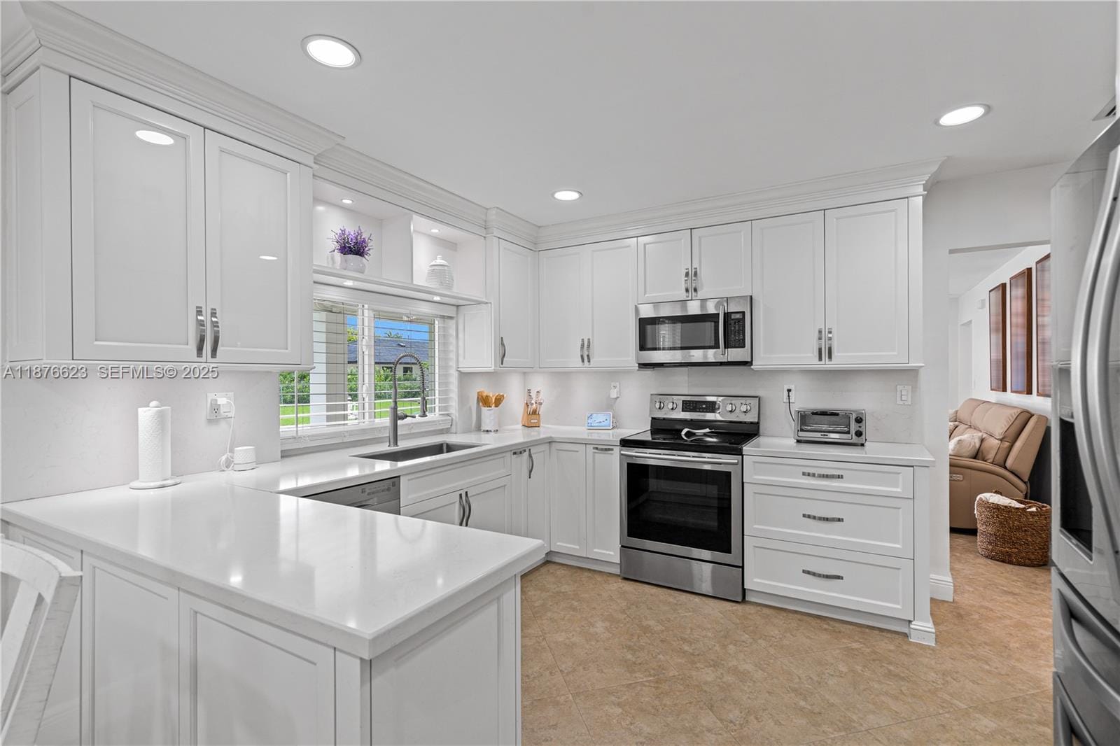 8805 SW 177th Terrace — photo 10