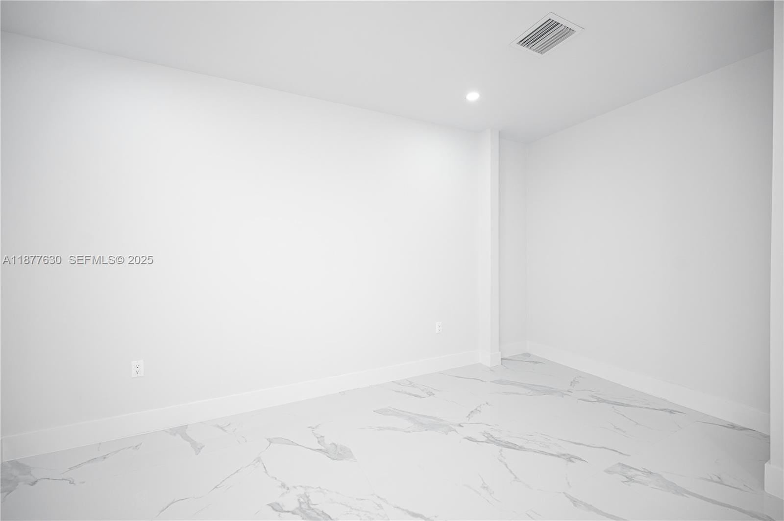 238nw 2nd Street 5 — photo 11