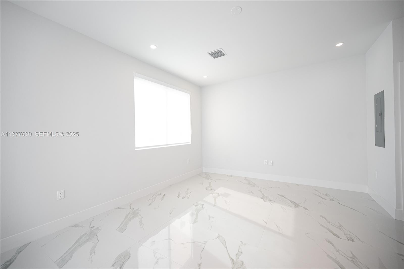238nw 2nd Street 5 — photo 5