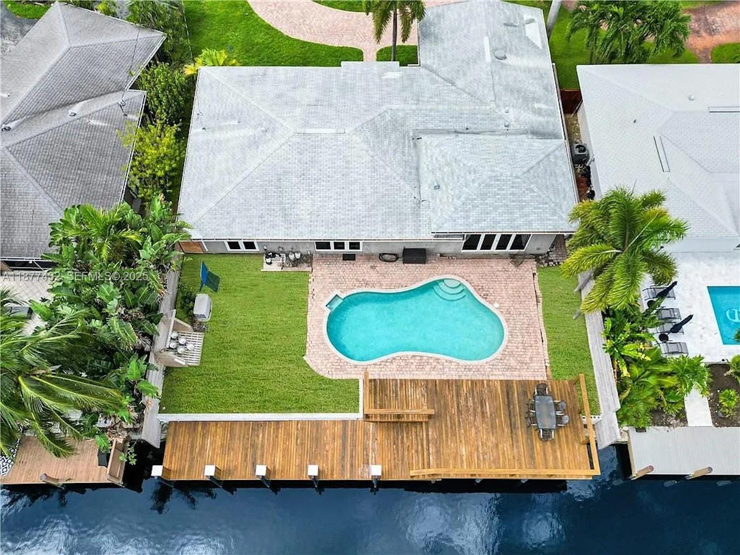 2306 NE 15th Avenue, Wilton Manors, FL 33305 photo 1