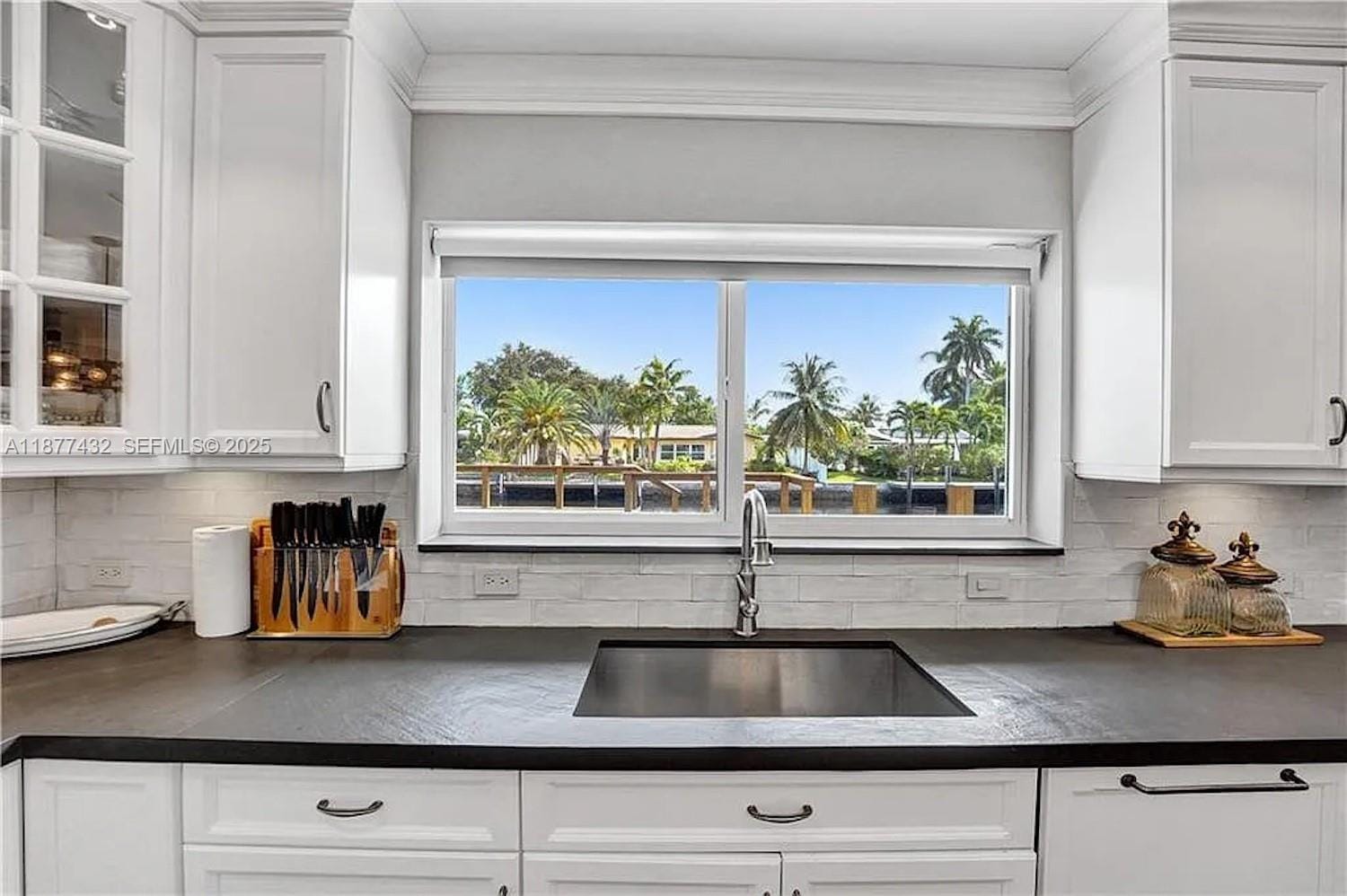 2306 NE 15th Avenue, Wilton Manors, FL 33305 photo 7