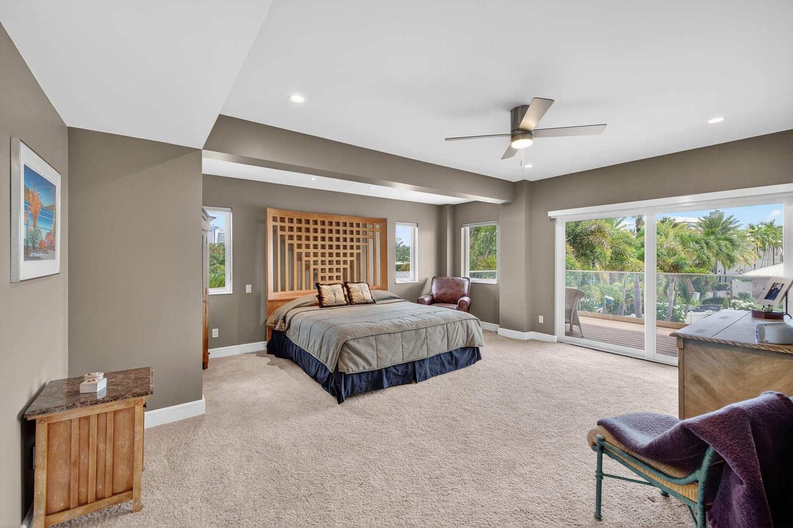 2024 Harbourview Drive — photo 6