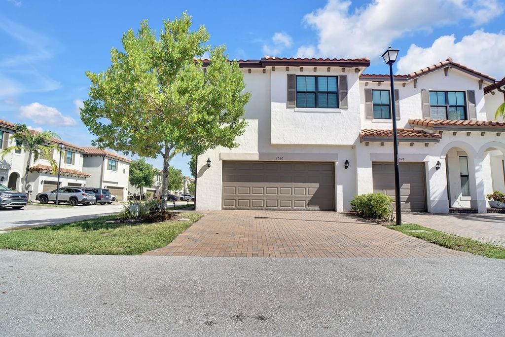 2030 Oysterwood Lane 2030, Riviera Beach, FL 33410