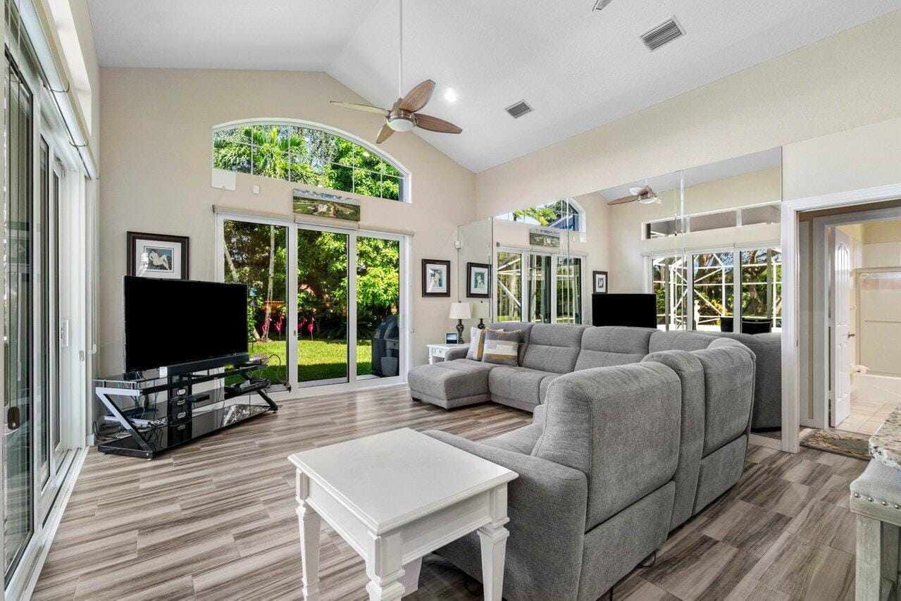 7975 SE Windjammer Way, Hobe Sound, FL 33455 photo 12