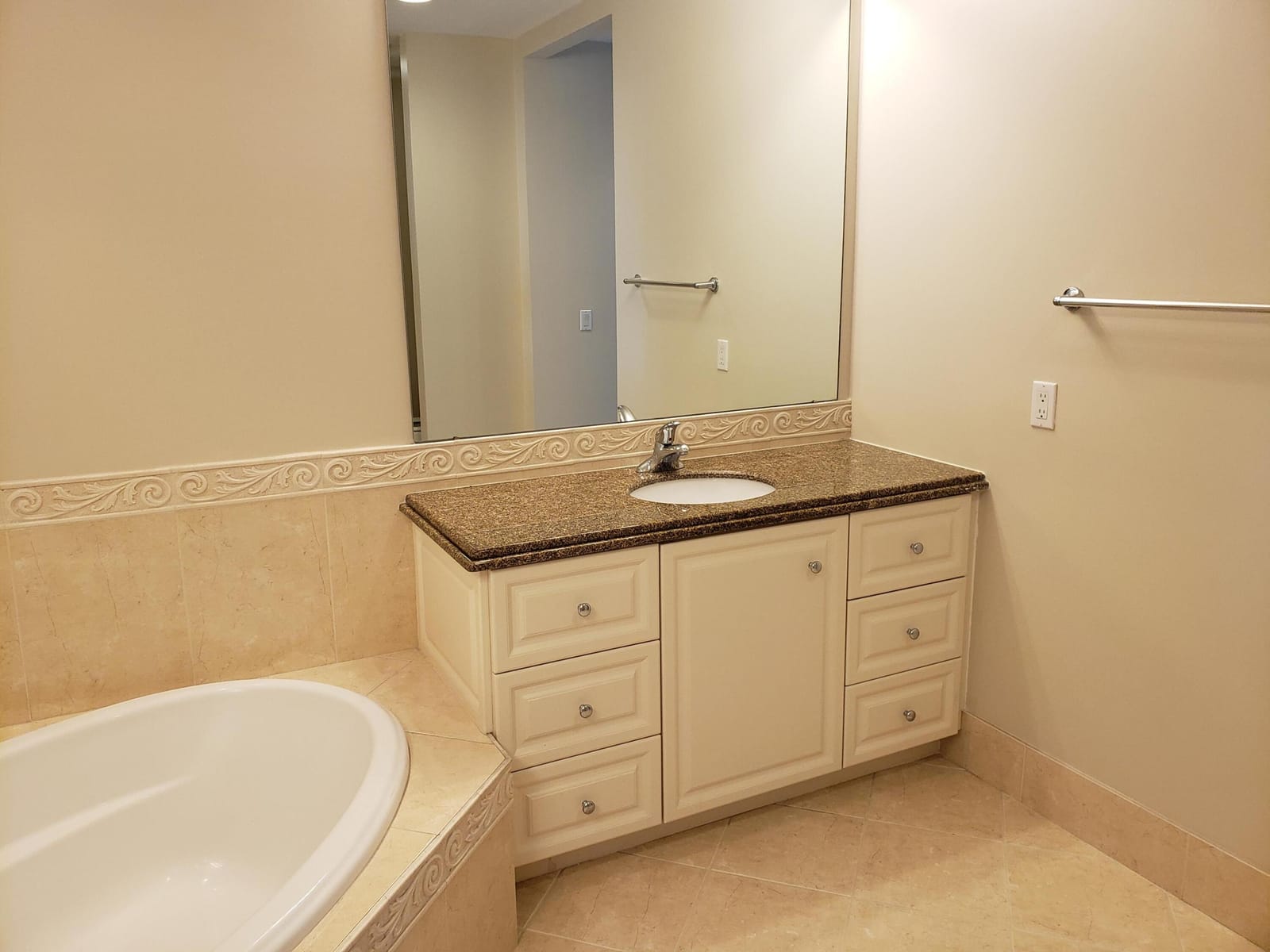 4 Harbour Isle Drive E 203, Fort Pierce, FL 34949 photo 26