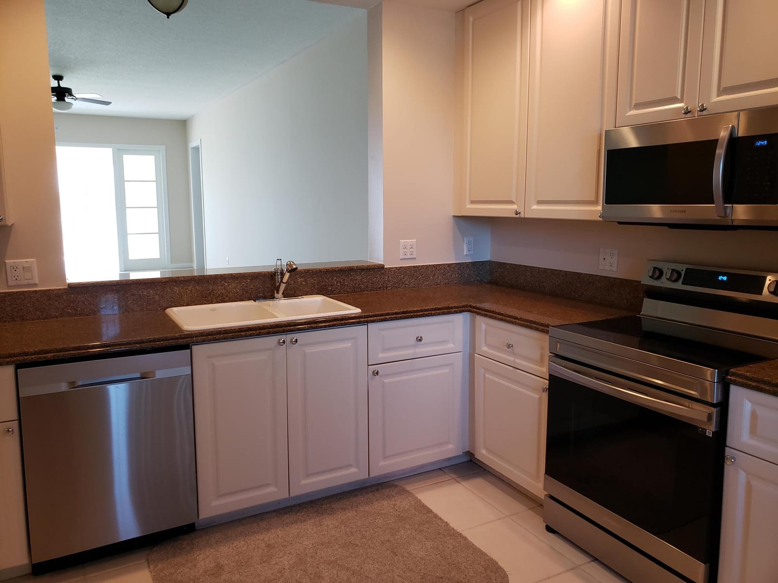 4 Harbour Isle Drive E 203, Fort Pierce, FL 34949 photo 5
