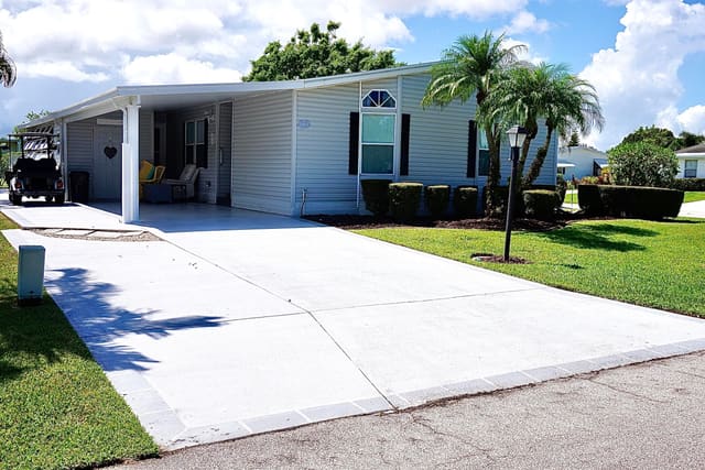 3801 Westchester Court, sold in Savanna Club Plat Phase Three, Port St Lucie, FL