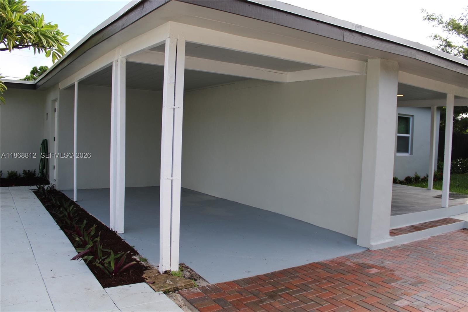 241 NE 55th Street, Oakland Park, FL 33334 photo 2