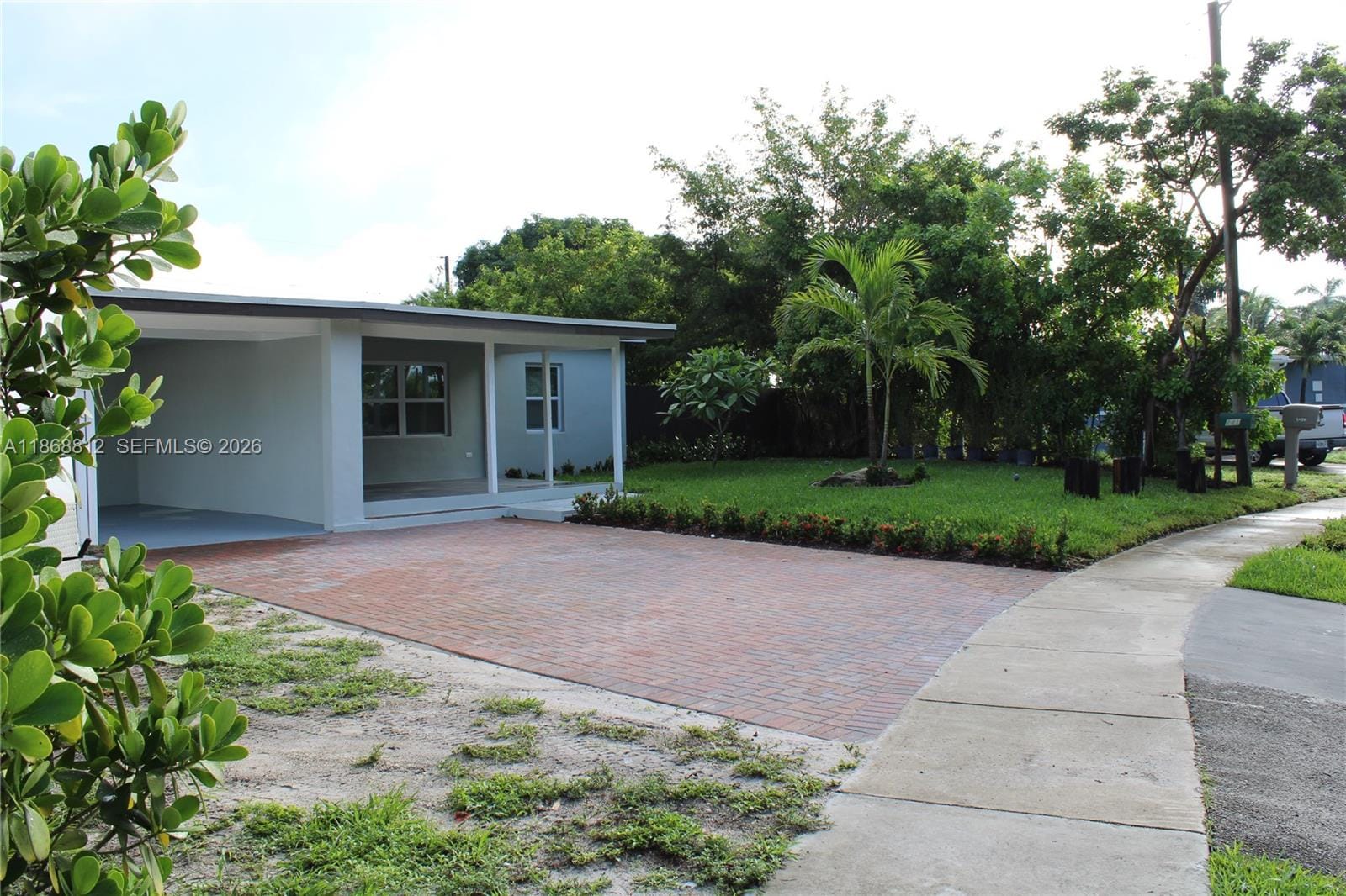241 NE 55th Street, Oakland Park, FL 33334 photo 4