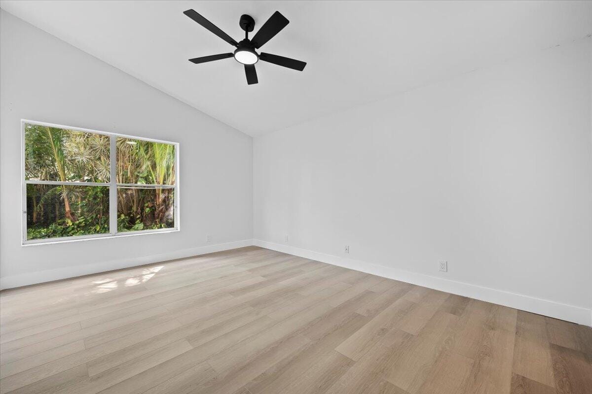 4295 Grosvenor Court, West Palm Beach, FL 33409 photo 11