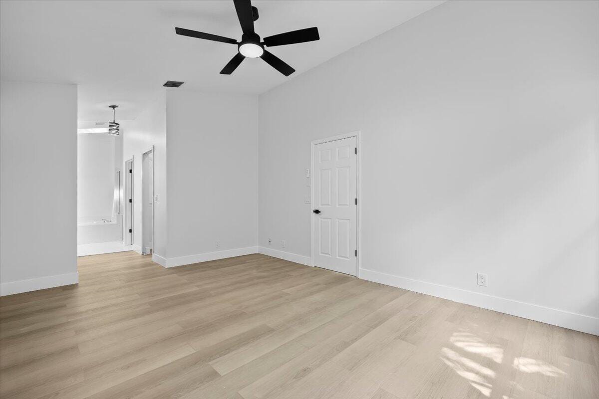 4295 Grosvenor Court, West Palm Beach, FL 33409 photo 13