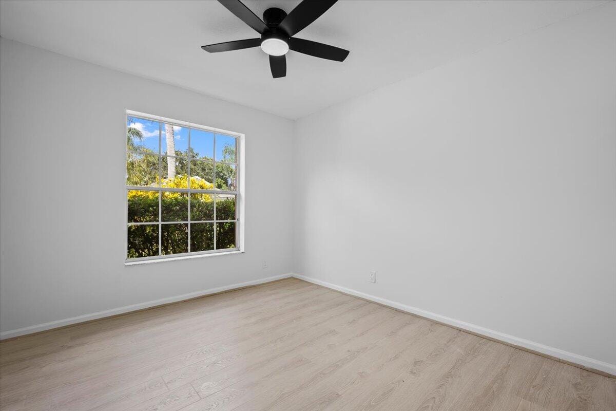 4295 Grosvenor Court, West Palm Beach, FL 33409 photo 21