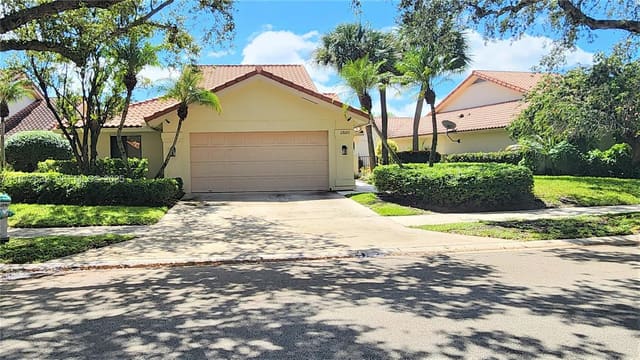 2820 Cuyahoga Lane, West Palm Beach, FL 33409